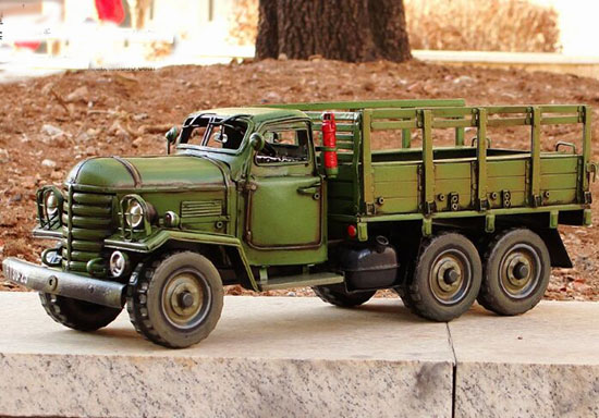 Large Scale Green Vintage Tinplate FAW Jiefang Army Truck Model
