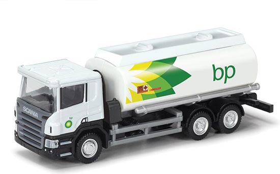 1:64 Scale White-Green Kids Diecast Scania Oil Tank Truck Toy