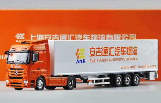 1:50 Scale Orange Diecast Mercedes Benz Semi Truck Model