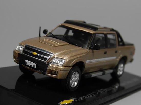 Brown 1:43 Diecast Chevrolet S-10 2009 Pickup Truck Model