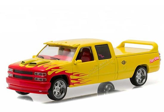 1:43 Scale Yellow Diecast Chevrolet C-2500 Pickup Truck Model