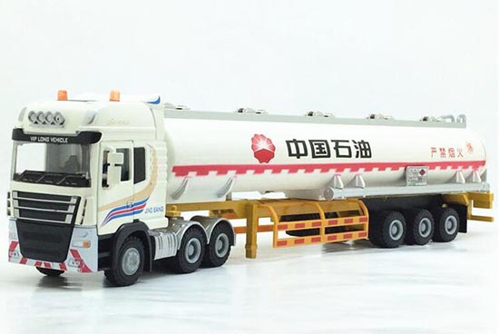 White 1:50 Scale PetroChina Kids Diecast Oil Tank Truck Toy