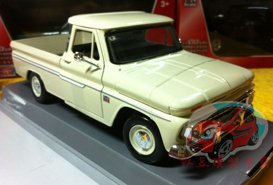 1:24 Scale Creamy White 1966 Chevrolet C10 Fleetside Pickup Toy