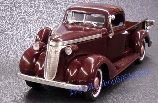 1:32 Scale Wine Red 1937 Diecast Studebaker Pickup Model