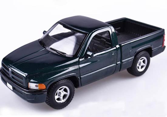 1:26 Scale Deep Green MaiSto Diecast Dodge RAM Pickup Model