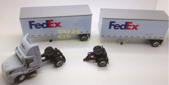 White 1:64 Scale FedEx Two Containers Truck Model